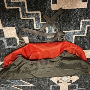 Osprey Orange and green compression bags